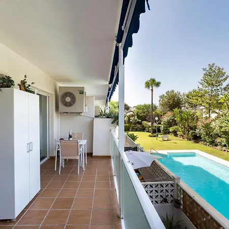 Apartment Malagasuite Pool Paradise *